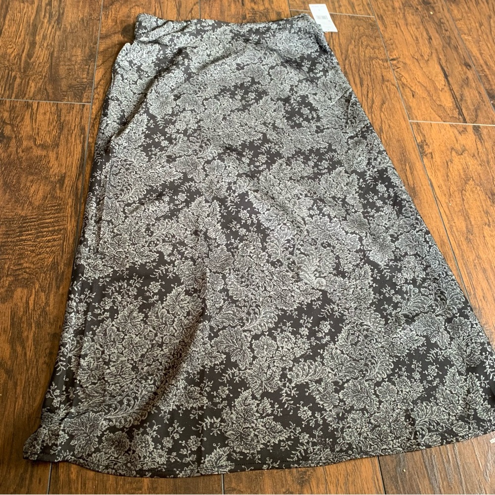 Rafaella | New Black and White Maxi A-line faux silk Skirt S